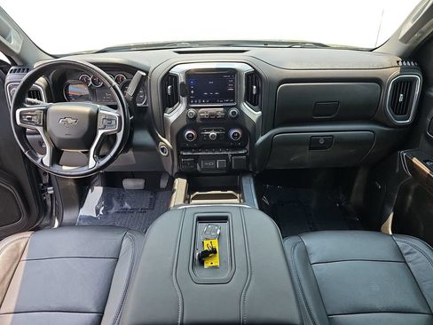 Used 2020 Chevrolet Silverado 1500 LT Trail Boss AWD/4WD image 13
