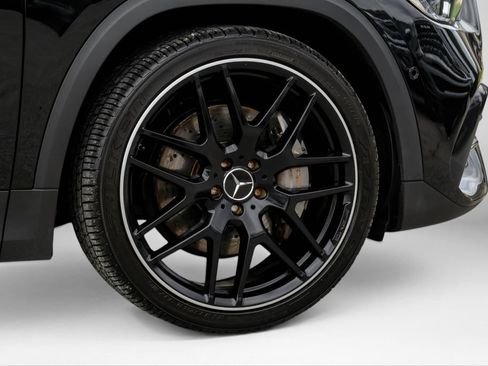 Used 2022 Mercedes-Benz GLA 45 AMG 4MATIC w/ Parking Assistance Package image 67