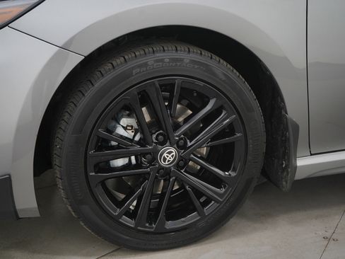 Used 2025 Toyota Camry SE image 27