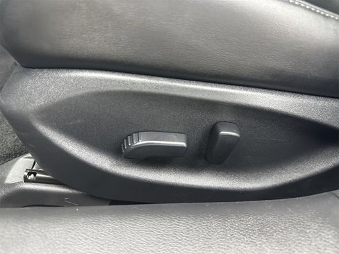 Used 2021 INFINITI Q50 Luxe image 17