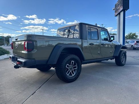 Used 2026 Jeep Gladiator Mojave AWD/4WD image 5