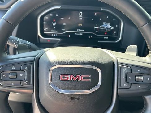 Used 2024 GMC Sierra 1500 AT4 w/ Technology Package AWD/4WD image 29