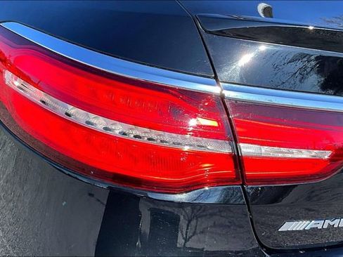 Certified 2019 Mercedes-Benz GLE 43 AMG 4MATIC Coupe image 26