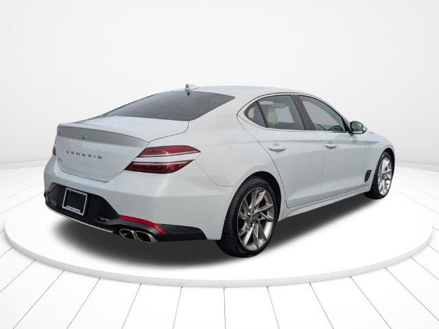Used 2022 Genesis G70 2.0T RWD image 11