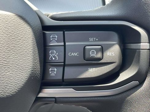 New 2026 Jeep Cherokee Overland w/ Trailer Tow Group AWD/4WD image 32