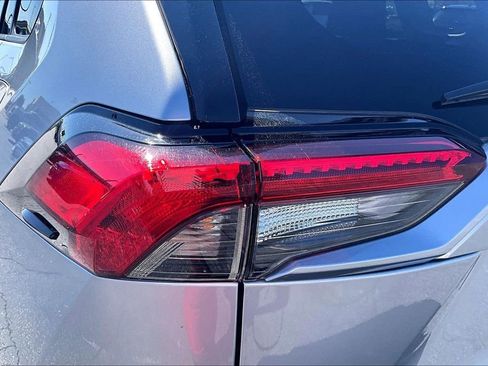 Used 2025 Toyota RAV4 XLE image 23
