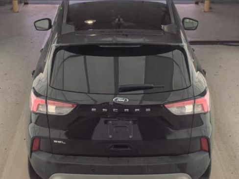 Used 2022 Ford Escape SEL image 5