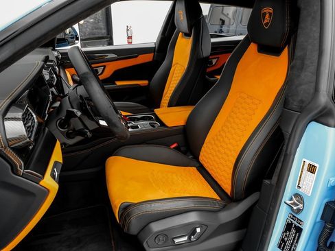 Used 2022 Lamborghini Urus image 7