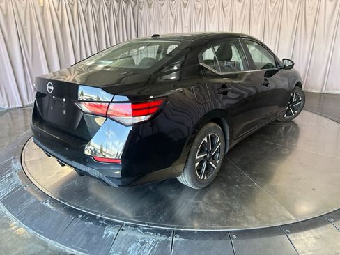 Used 2025 Nissan Sentra SV FWD image 5