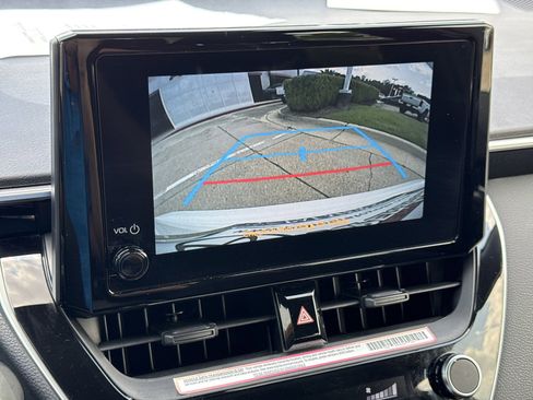 Used 2024 Toyota Corolla SE image 22