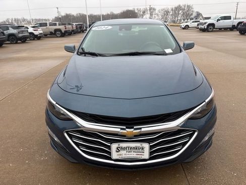 Used 2024 Chevrolet Malibu LT image 8