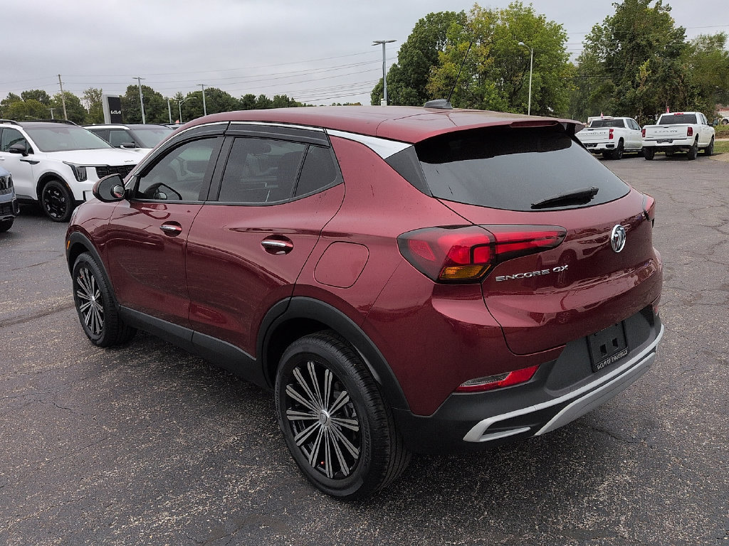 Used 2022 Buick Encore GX Preferred w/ Cold Weather Comfort Package FWD image 5
