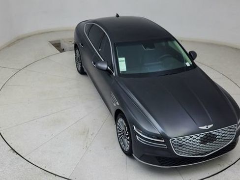 Used 2024 Genesis G80 image 76