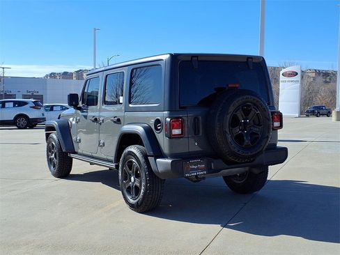 Used 2019 Jeep Wrangler Unlimited Sport S image 4