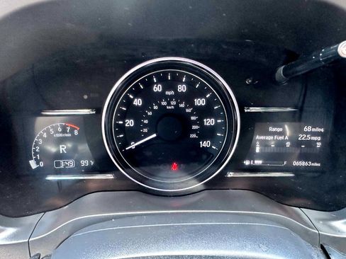 Used 2021 Honda HR-V EX image 19