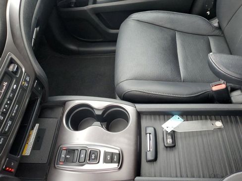 Used 2023 Honda Passport EX-L image 24