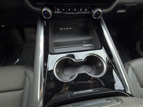 New 2026 Chevrolet Tahoe High Country image 17