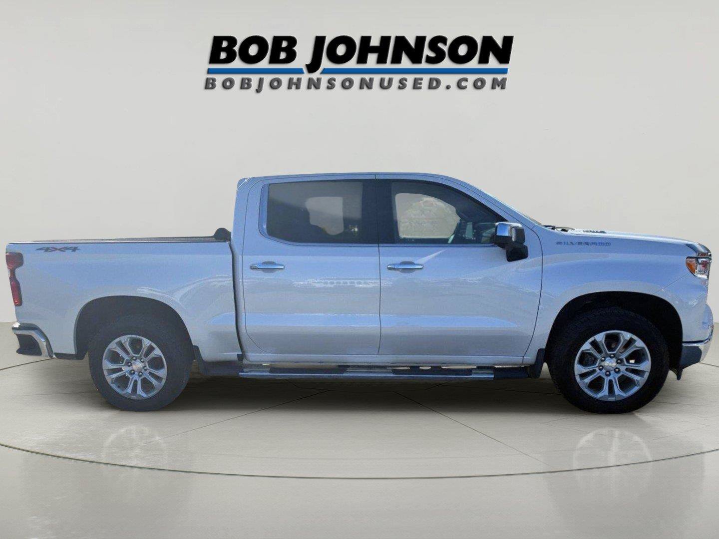 Used 2023 Chevrolet Silverado 1500 LTZ w/ LTZ Premium Package AWD/4WD image 4