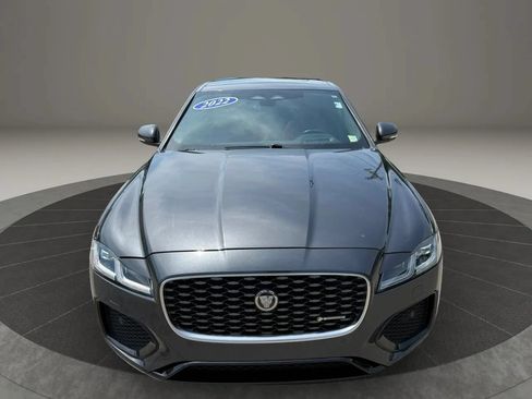 Used 2022 Jaguar XF R-Dynamic SE AWD/4WD image 19
