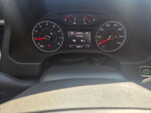 Used 2017 GMC Acadia SLE w/ Driver Alert Package I image 16