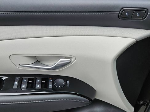 New 2025 Hyundai Tucson Limited FWD image 37