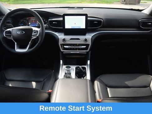 Used 2023 Ford Explorer XLT w/ Equipment Group 202A AWD/4WD image 8