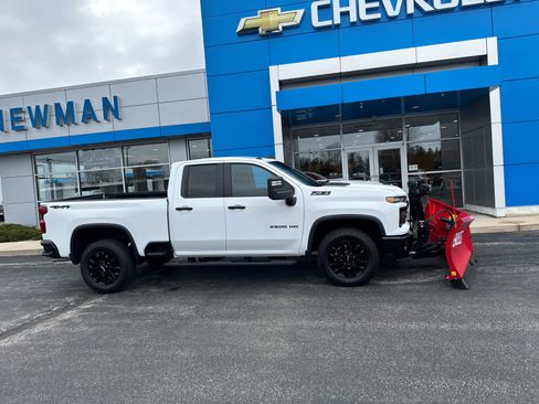New 2026 Chevrolet Silverado 2500 Custom w/ Custom Value Package AWD/4WD image 2