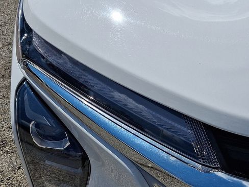 Certified 2024 Chevrolet Trax LT FWD image 11