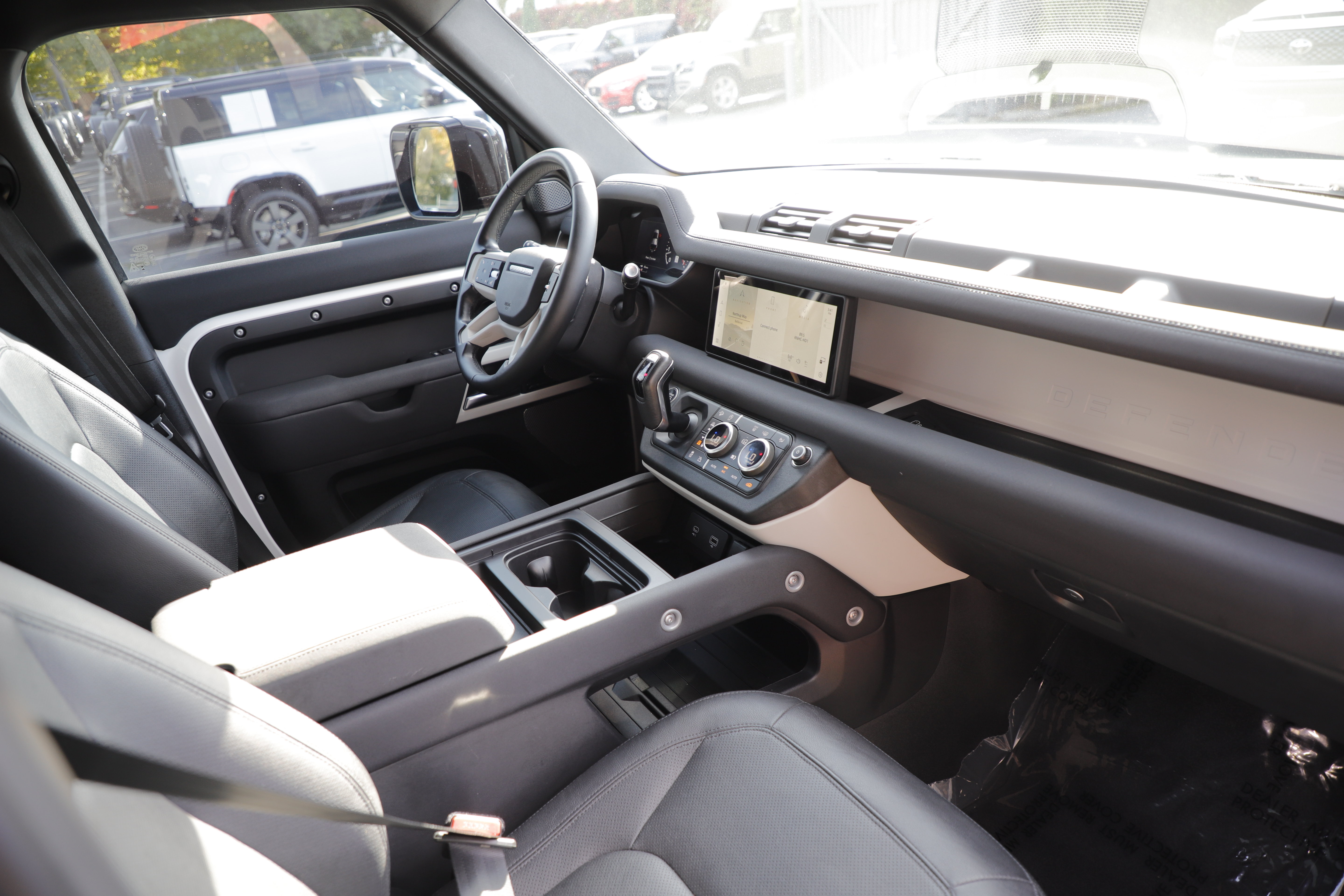 Certified 2023 Land Rover Defender 110 S AWD/4WD image 10