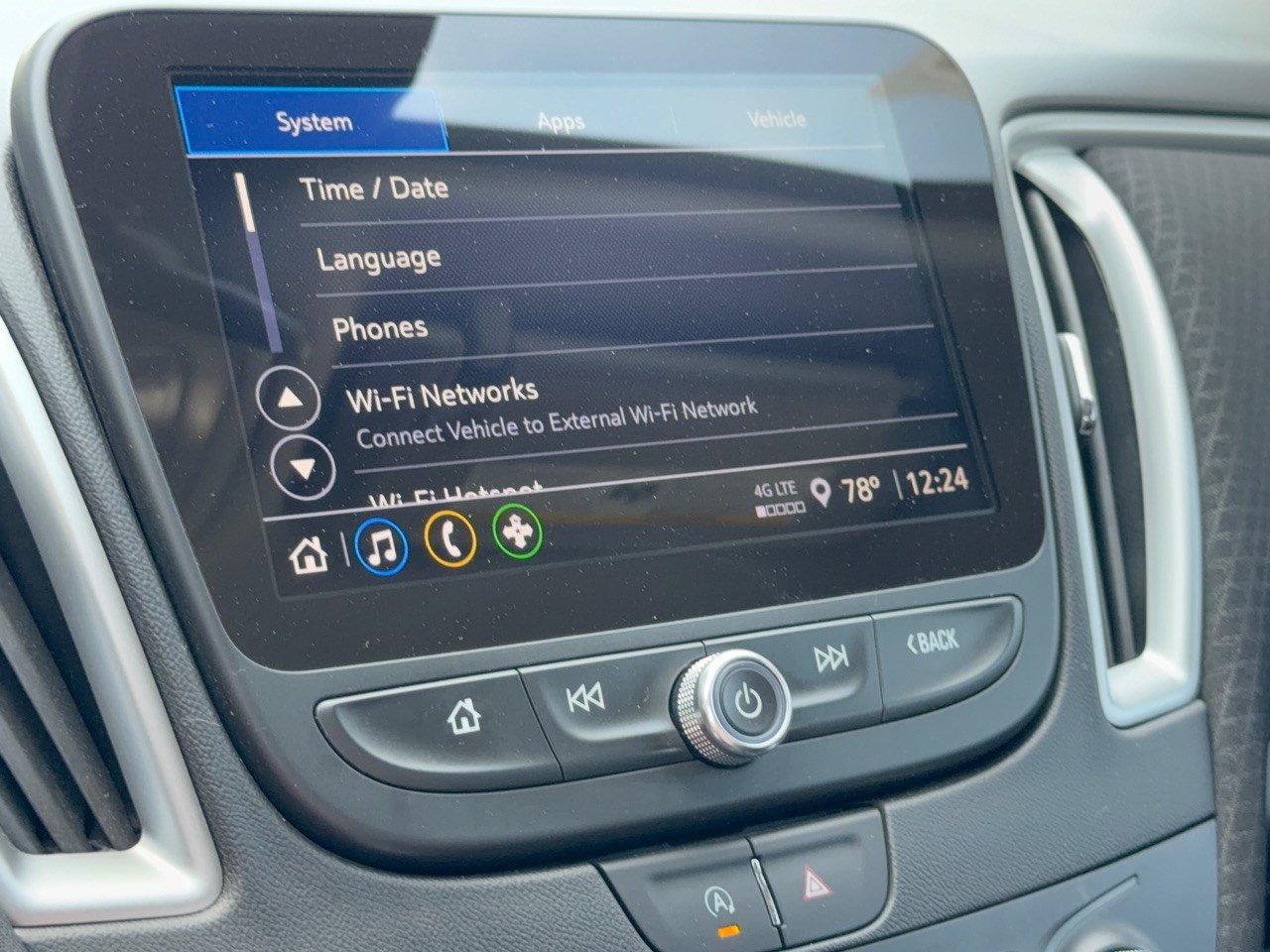 Certified 2025 Chevrolet Malibu RS FWD image 23