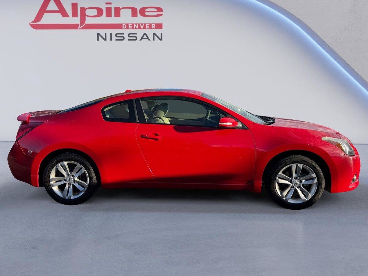 Used 2011 Nissan Altima 2.5 S w/ 2.5S Premium Pkg FWD image 6