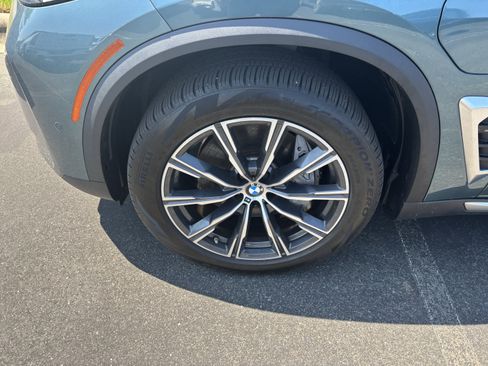 Certified 2024 BMW X5 xDrive50e w/ Executive Package AWD/4WD image 26