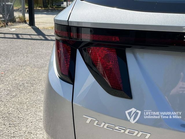 Certified 2026 Hyundai Tucson SE FWD image 10