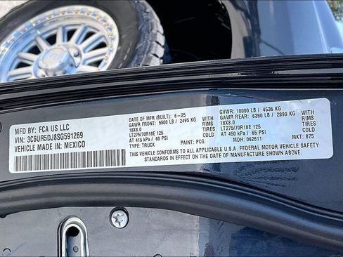 Certified 2025 RAM 2500 Big Horn AWD/4WD image 32