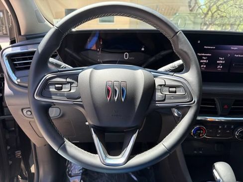 Used 2025 Buick Encore GX Preferred FWD image 8