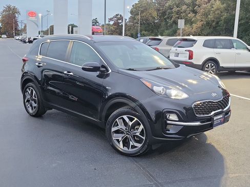 Used 2021 Kia Sportage EX image 33