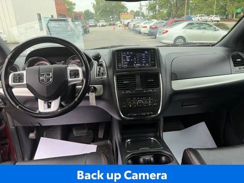 Used 2020 Dodge Grand Caravan GT FWD image 11