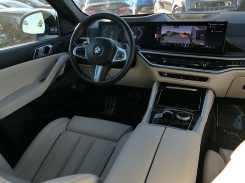 Used 2024 BMW X6 xDrive40i w/ Premium Package image 26