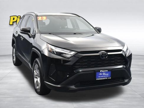Used 2023 Toyota RAV4 XLE w/ Convenience Package image 6