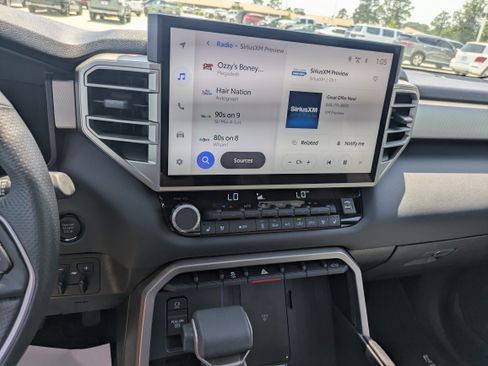 Certified 2025 Toyota Tundra Limited w/ Power Package AWD/4WD image 18