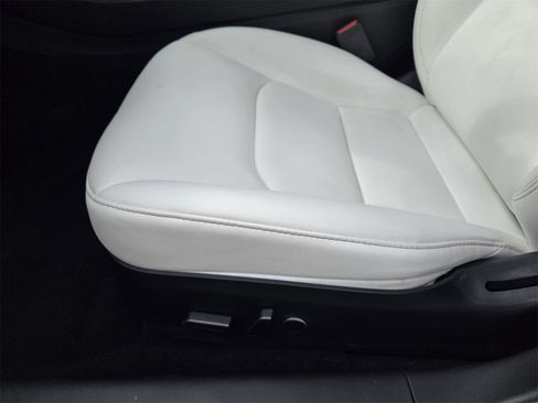 Used 2021 Tesla Model 3 Standard Range Plus image 20