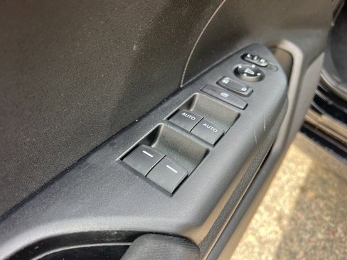 Used 2020 Honda Civic EX image 10
