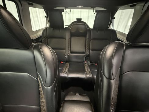 Used 2021 Jeep Wrangler Unlimited Sahara image 26