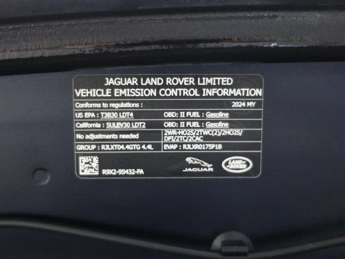 Used 2024 Land Rover Range Rover SE AWD/4WD image 93