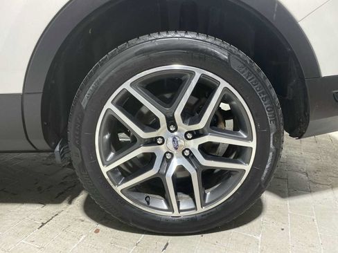 Used 2018 Ford Explorer Sport w/ Equipment Group 401A AWD/4WD image 8