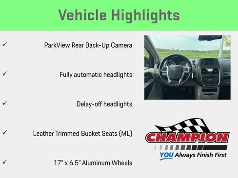 Used 2014 Chrysler Town & Country Touring FWD image 18