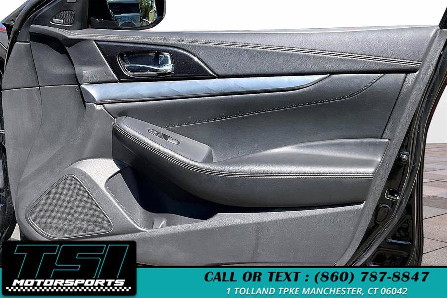 Used 2019 Nissan Maxima 3.5 SL w/ Floor Mat Group FWD image 24