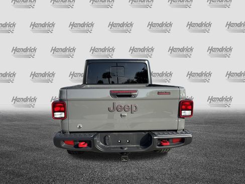 Used 2023 Jeep Gladiator Rubicon w/ Cold Weather Group image 8