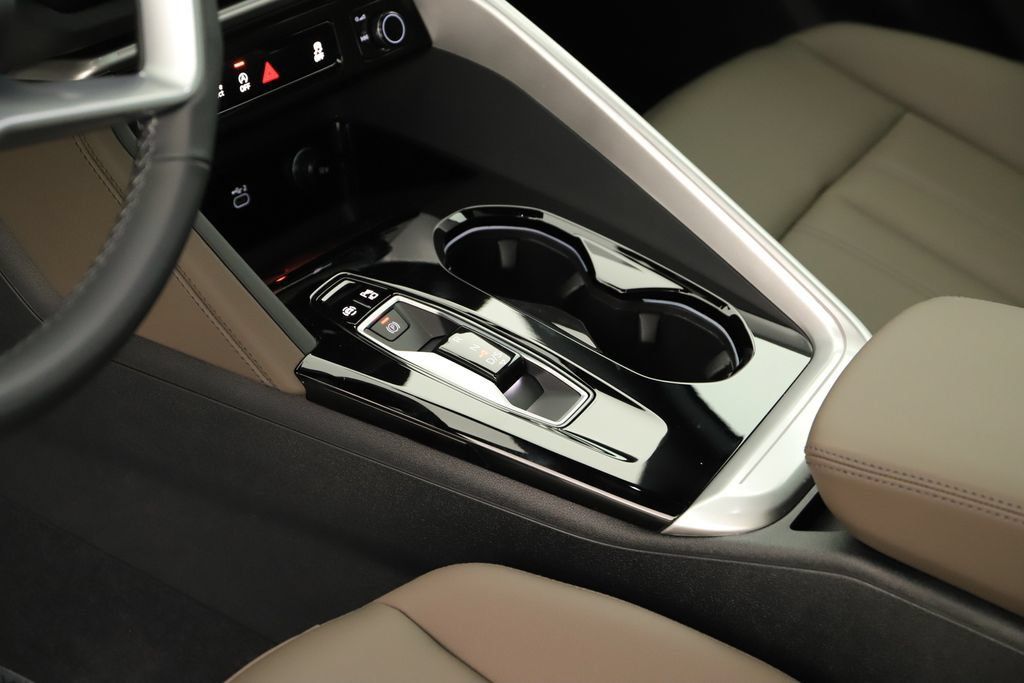 New 2026 Audi Q5 Premium Plus AWD/4WD image 17