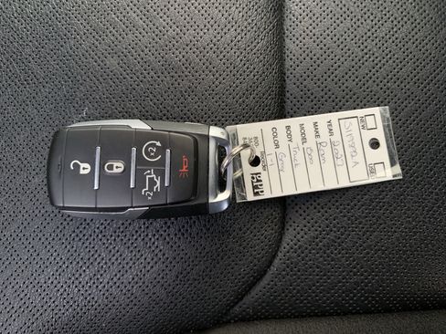 Used 2023 RAM 1500 Laramie image 26